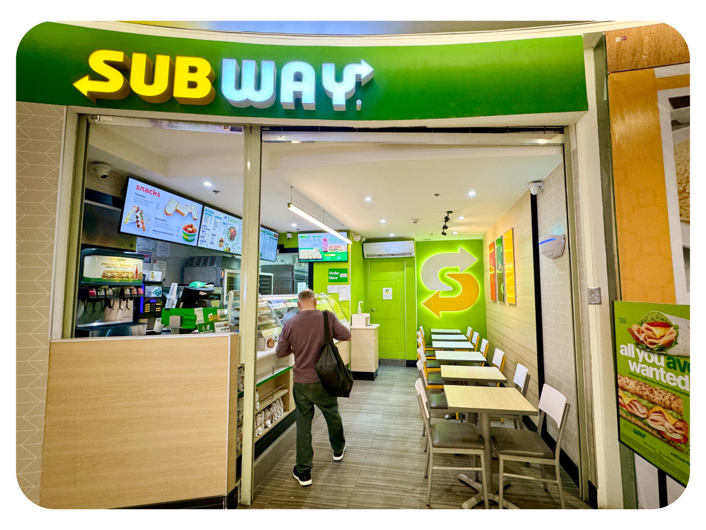 Storefront of Subway at Gateway Mall 2.